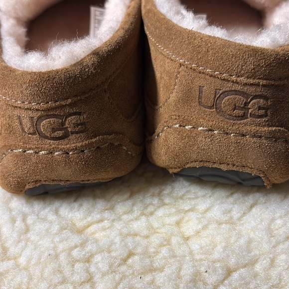 Men’s UGGs size 12 - Picture 7 of 12